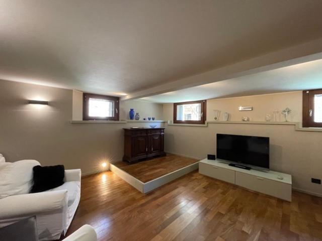 San Marco Apartment With Canal View Venesia Bagian luar foto