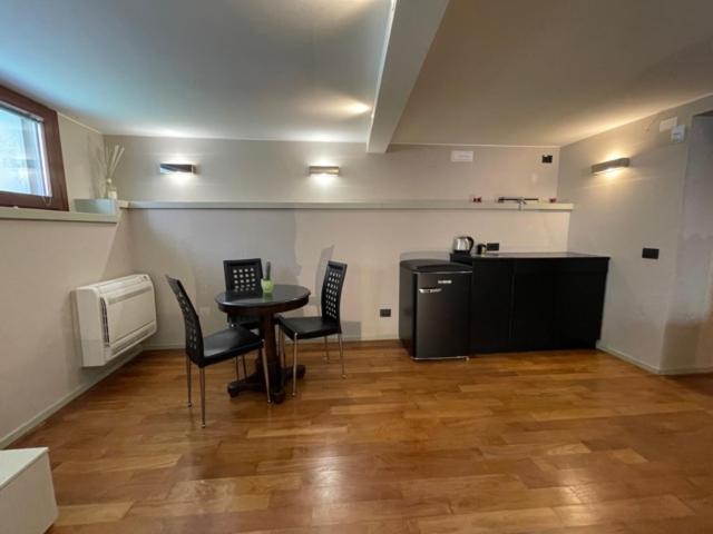 San Marco Apartment With Canal View Venesia Bagian luar foto